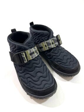 Chaco Ramble Quilted Puff Boots Black